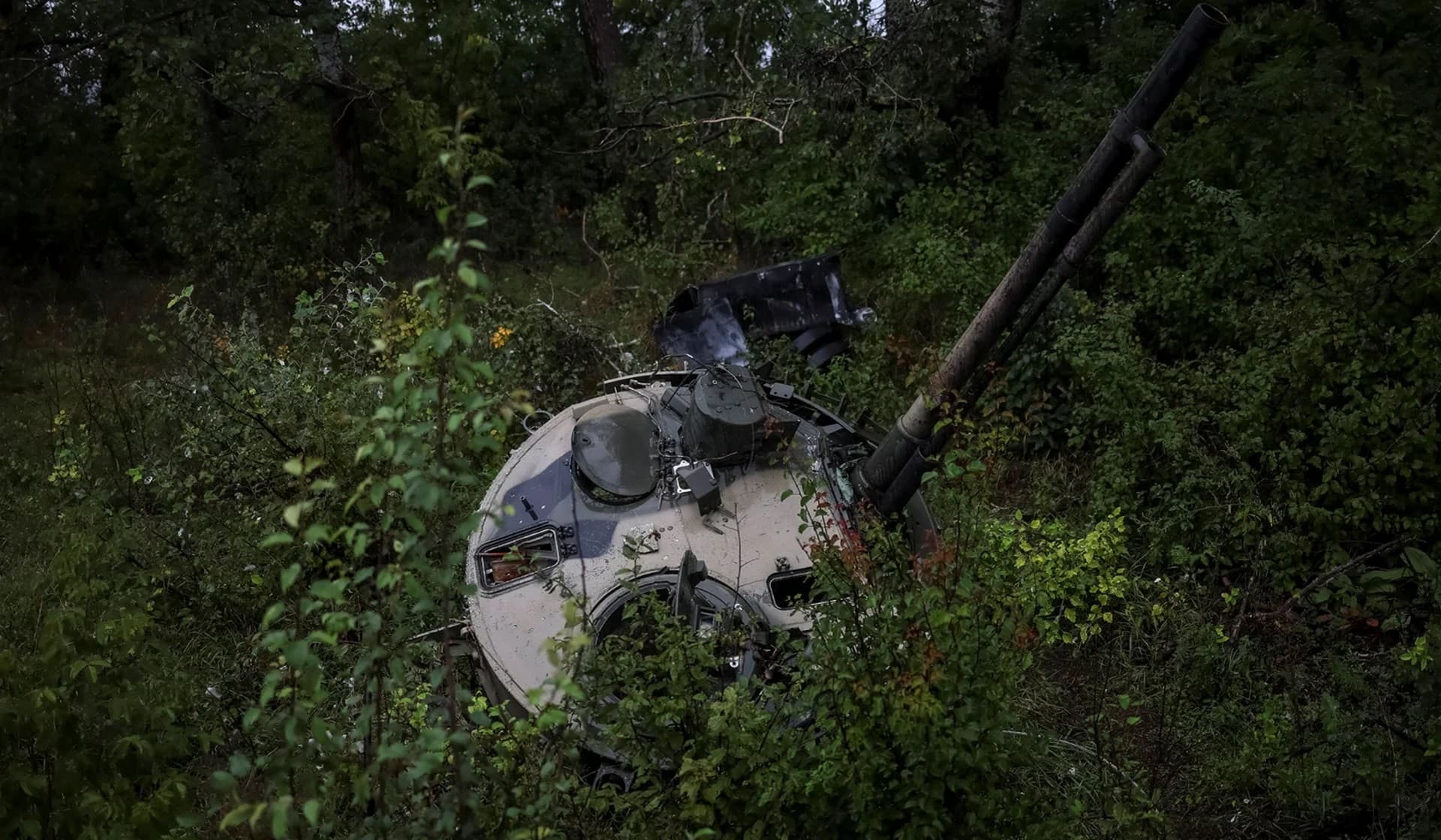 A destroyed Russian armoured personnel carrier near the village of Nova Husarivka