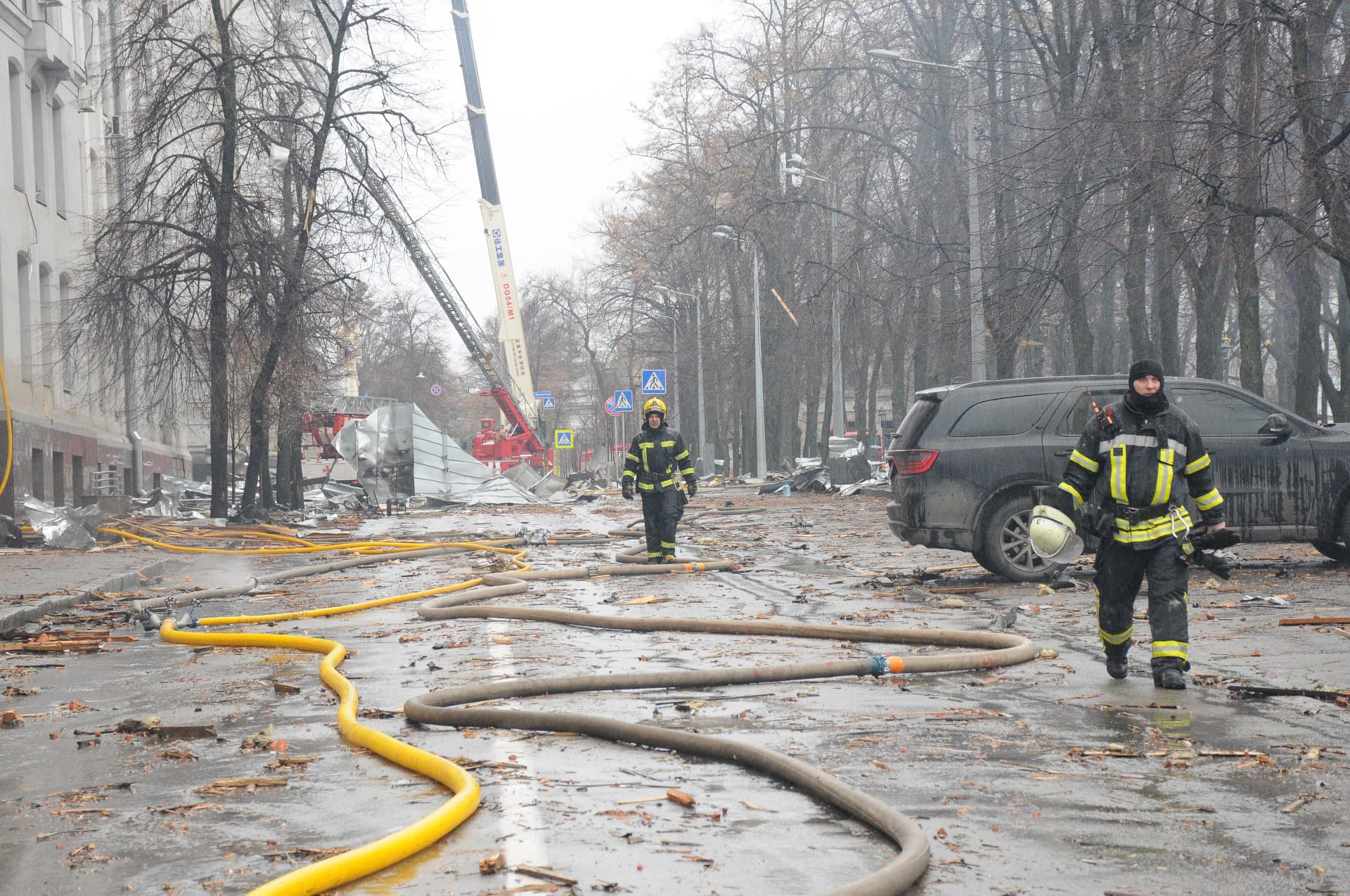  Rescue work after rocket attacks, in Kharkiv.
