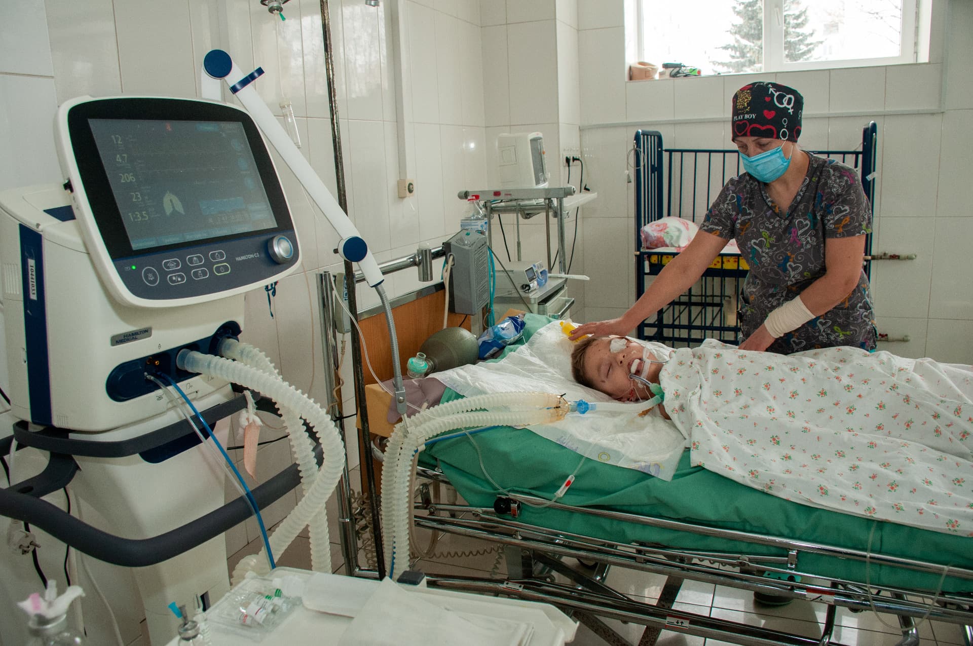 Eight-year-old boy Dima, who was injured as a result of the shelling, is in intensive care in Kharkiv