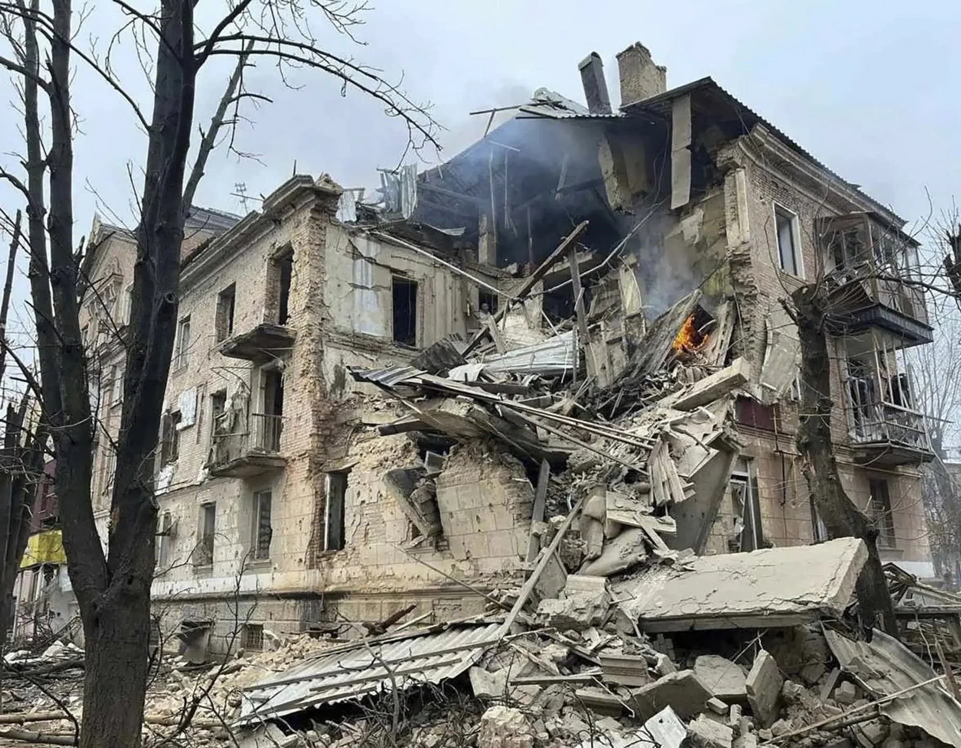 Debris of an apartment building damaged in a Russian rocket attack in Kryvyi Rih