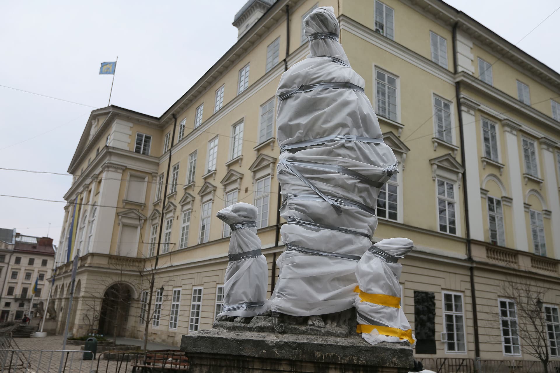 Wrapped sculptures in the center of Lviv