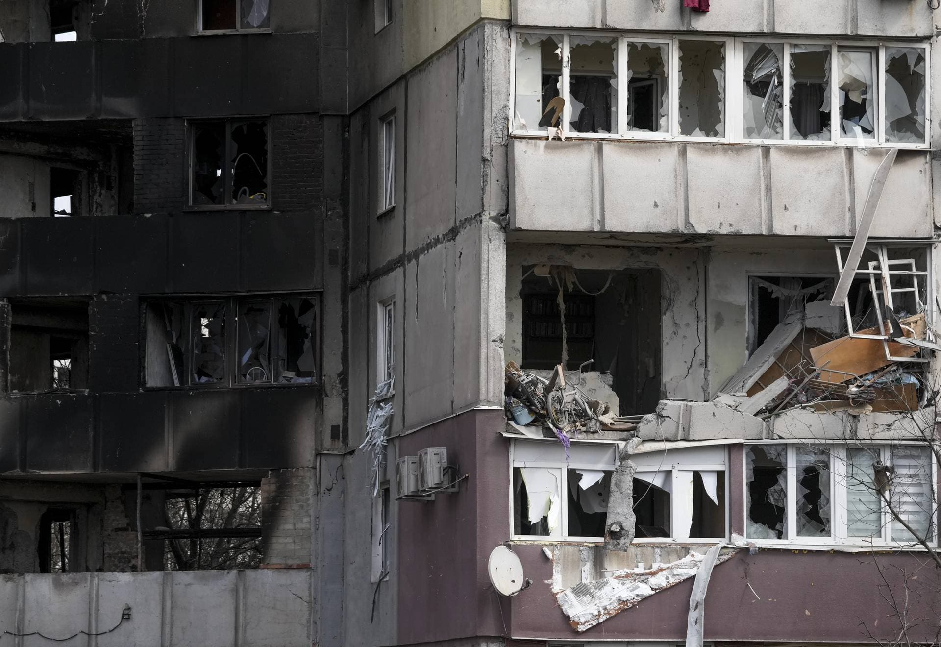 More than 10,000 civilians died in Mariupol